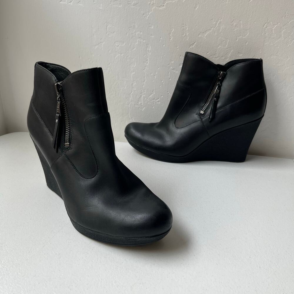 Ugg Australia Meredith Ankle Boots Size 10 Black Wedge Shearling Chic Edgy
